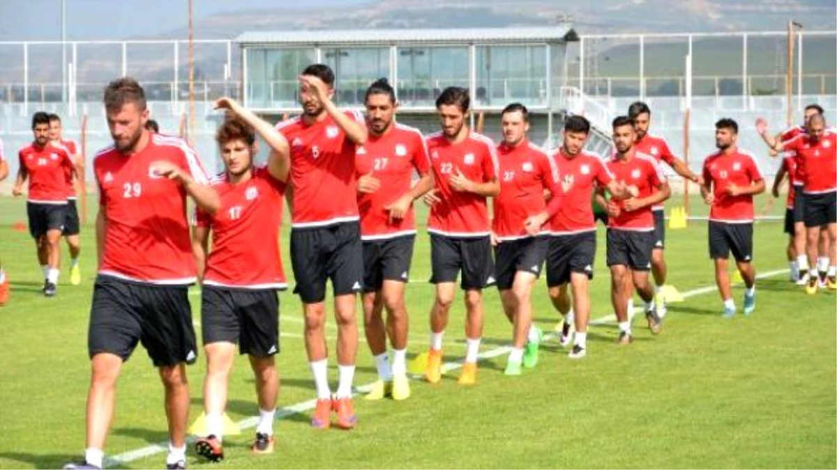 Sivasspor Yeni Sezon Hazırlıklarını Sürdürüyor