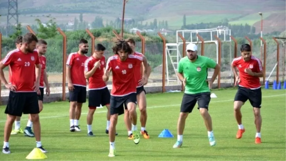 Sivasspor Yeni Sezon Hazırlıklarını Sürdürüyor