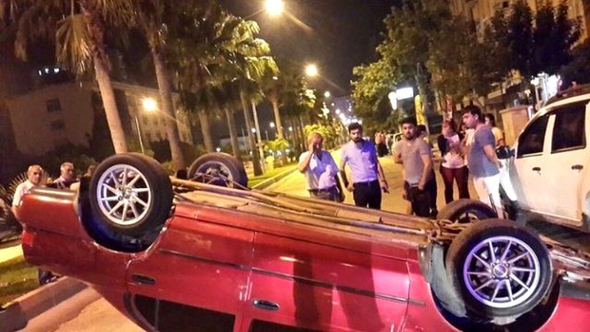 Takla Atan Otomobilin Sürücüsü Yaralandı