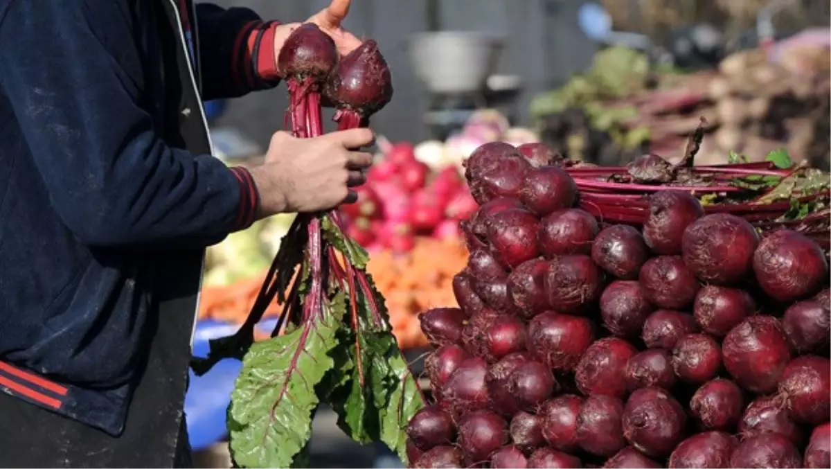 Türk-İş Açlık Sınırını Bin 350 Lira Olarak Açıkladı