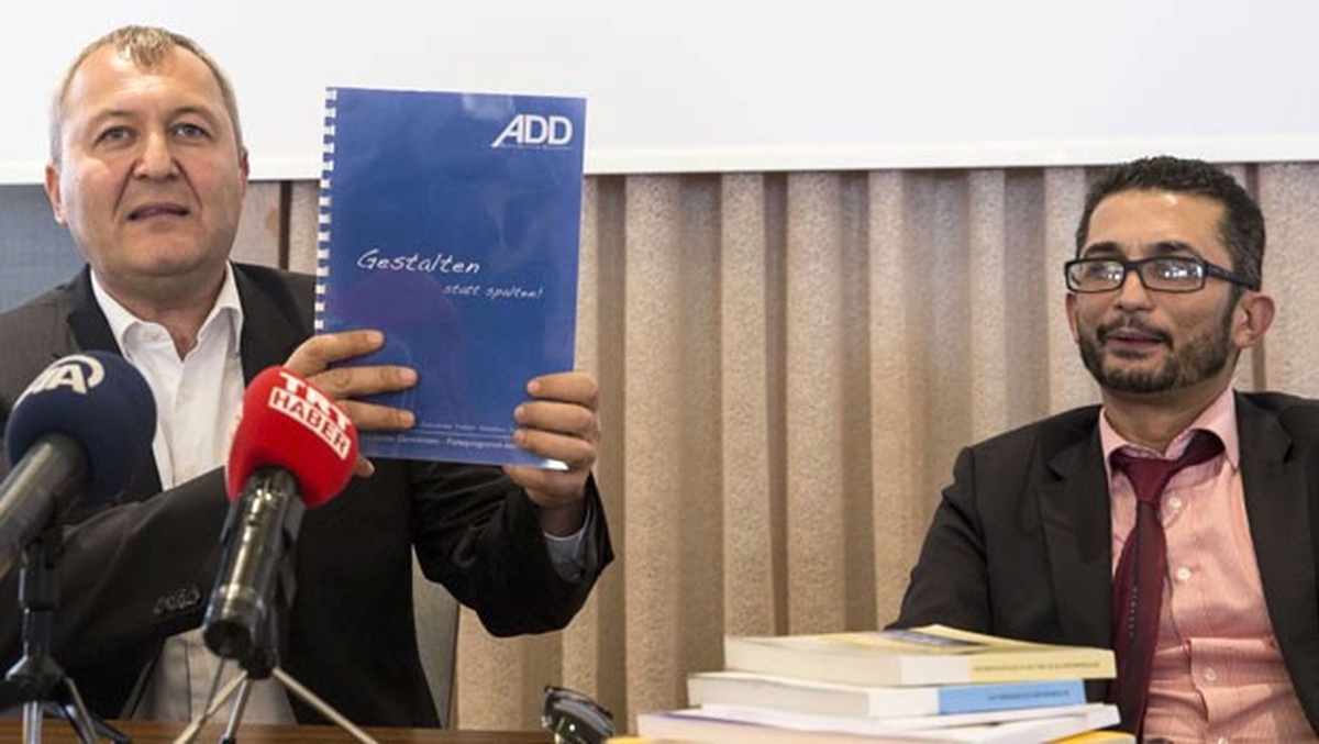 Türkiye Kökenliler, Alman Demokratlar Birliği Adıyla Parti Kuruyor