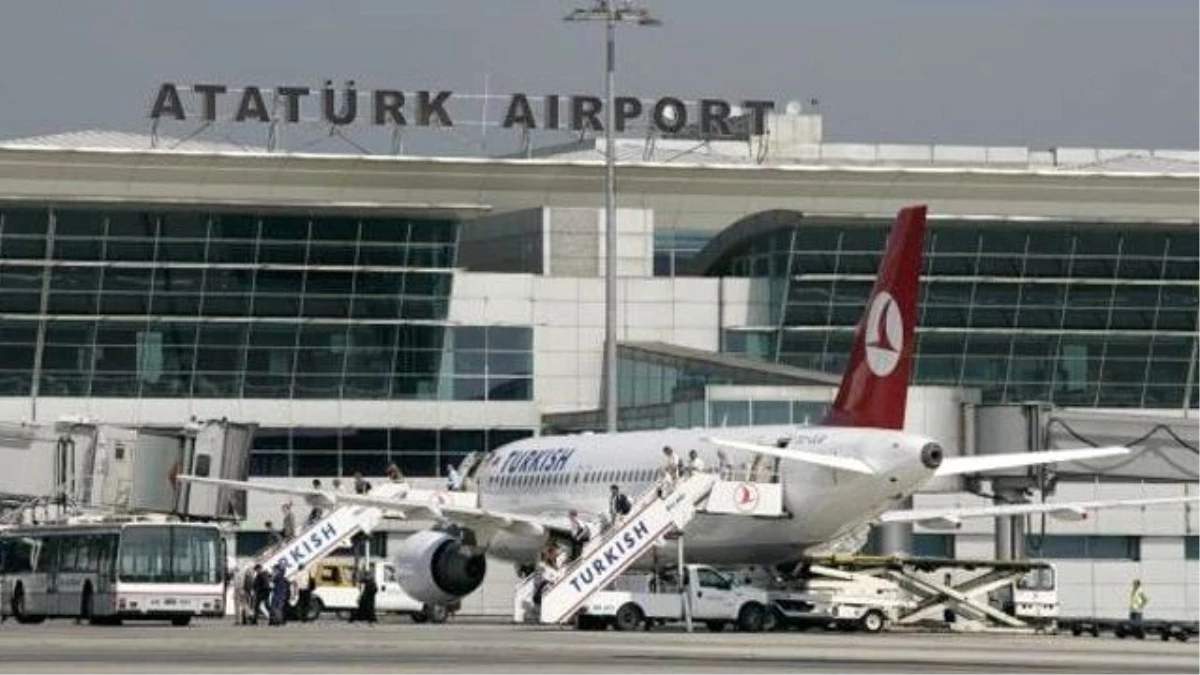 Atatürk Havalimanı\'nda 3 Canlı Bomba Saldırı Düzenledi: 28 Ölü, 60 Yaralı