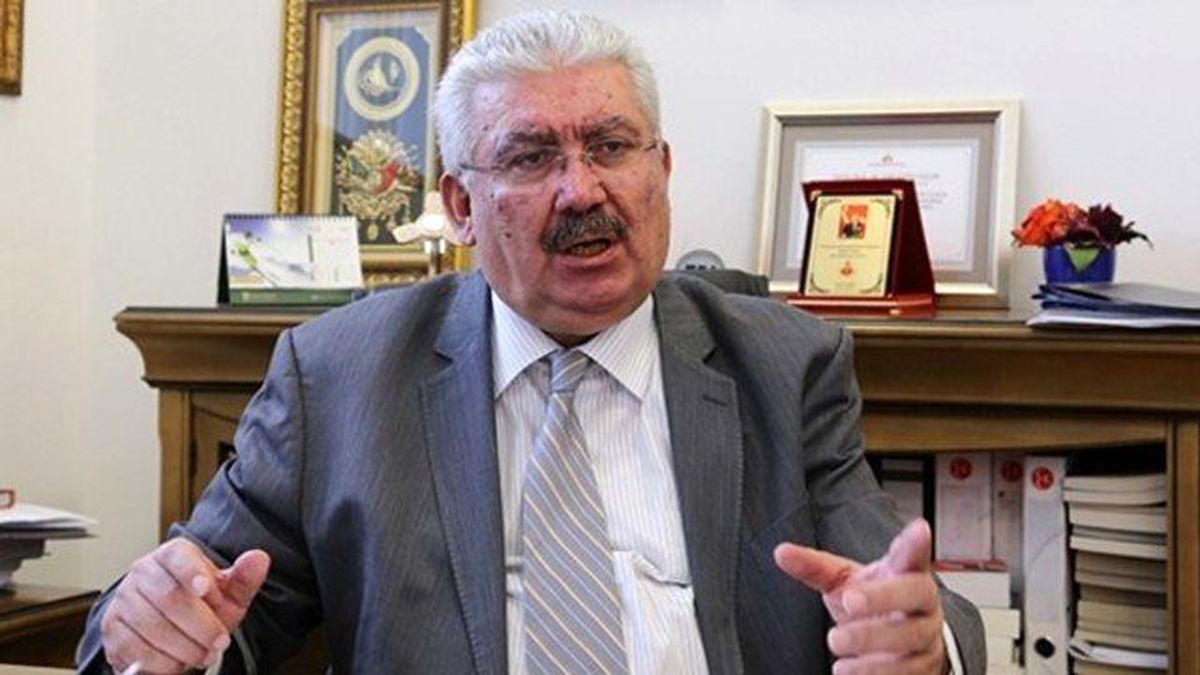 Bahçeli'nin Sağ Kolu: Bahçeli İstiyor Ama Kurultay İçin YSK'yı Bekleyeceğiz