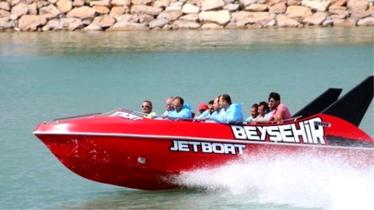 Beyşehir Gölü\'nde Jetboat Heyecanı