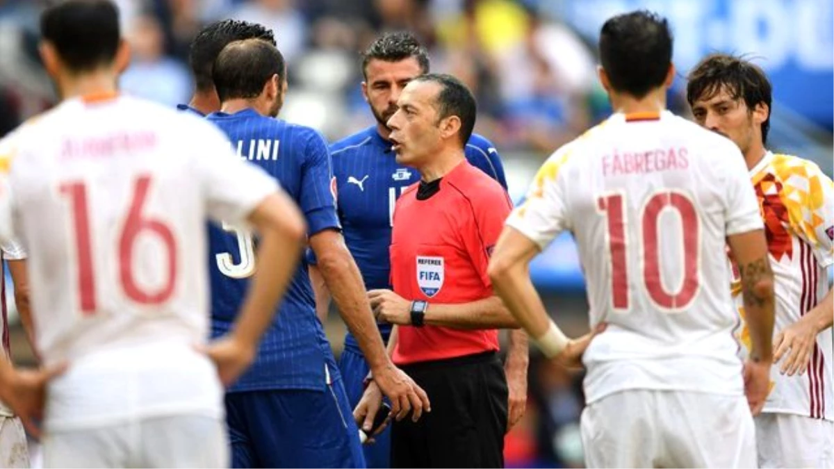 Cüneyt Çakır\'ın EURO 2016\'ya Veda Etmesi Türkiye\'yi Üzdü