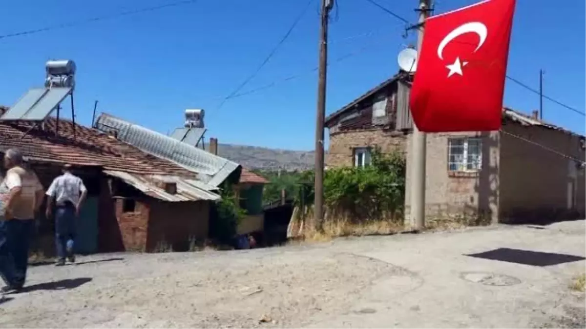 Elazığ Şehit Ateşi Elazığ\'a Düştü