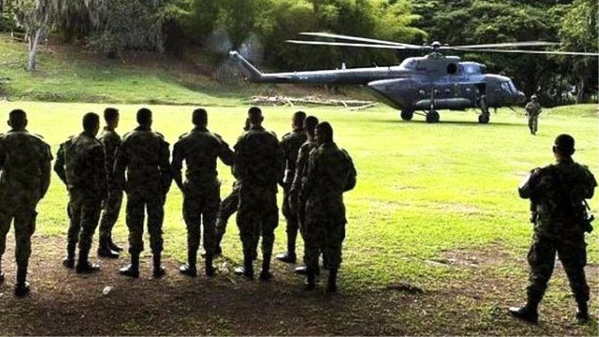 Kolombiya\'da Askeri Helikopter Düştü: 17 Ölü
