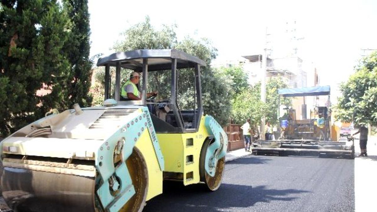 Toroslar\'da Asfalt Çalışmaları Hız Kazandı