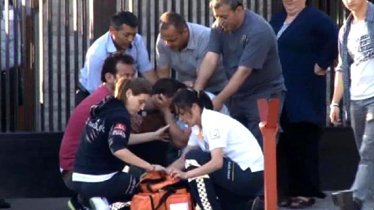 Adli Tıp Kurumu Önünde Cenaze Yakınlarının Bekleyişi Sürüyor