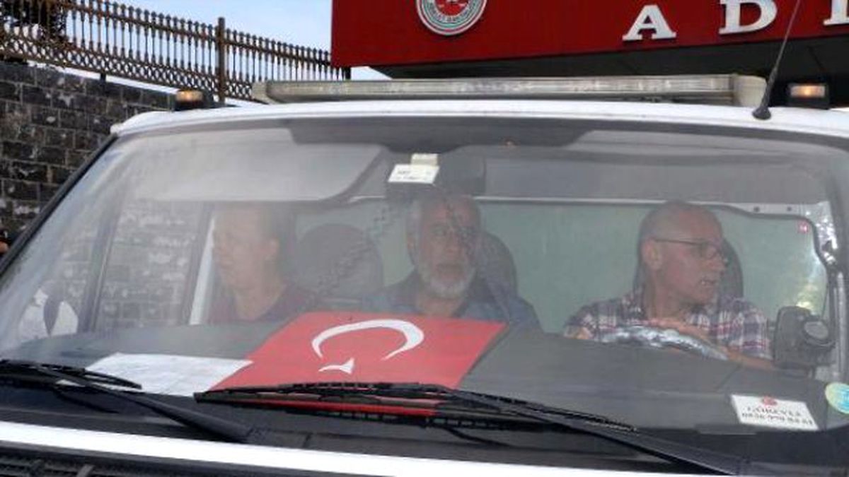 Adli Tıp Önünde Acı Bekleyiş