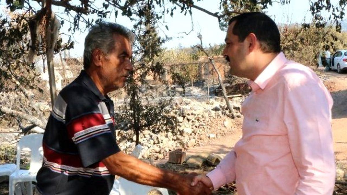 AK Parti Heyeti Yangın Bölgesinde
