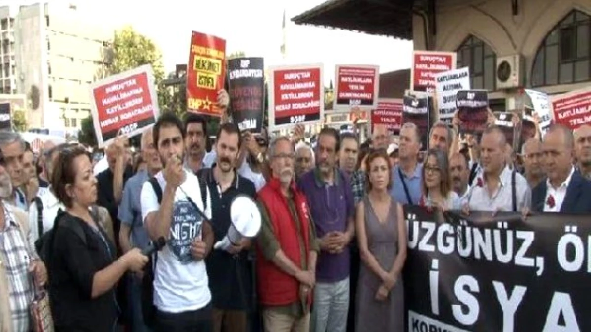 Atatürk Havalimanı\'ndaki Terör Saldırısını Kadıköy\'de Protesto Ettiler