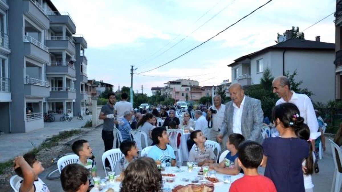 Bir Akşamda İki İftar