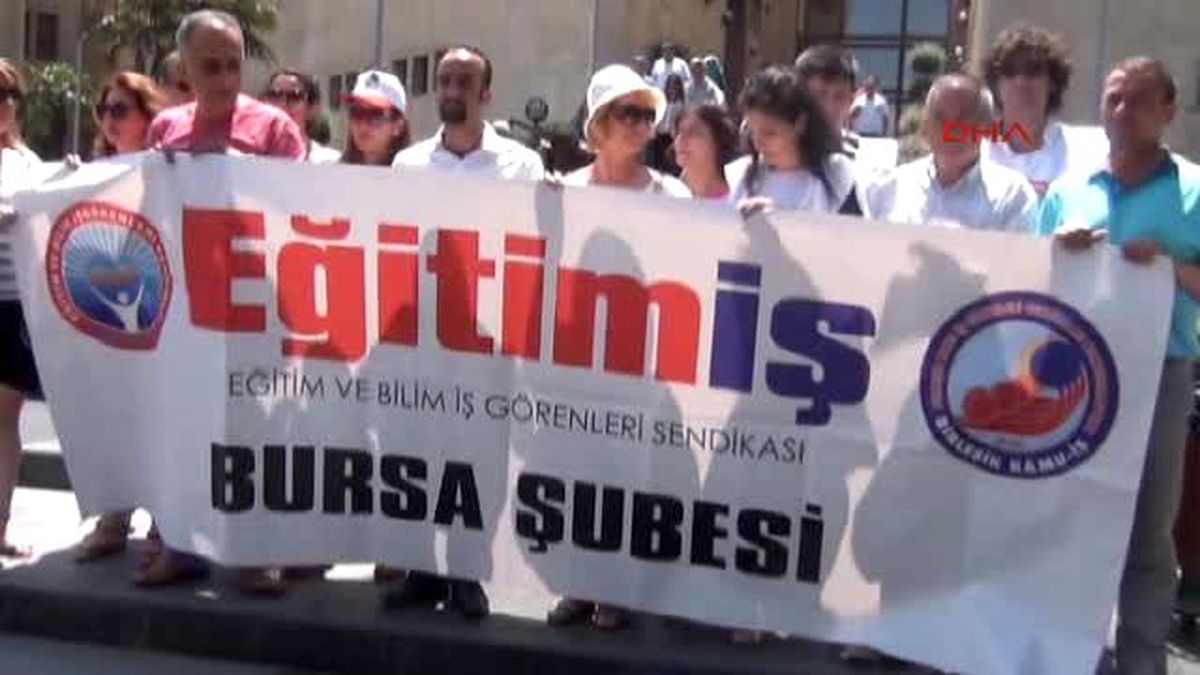 Bursa\'da Tartışma Yaratan Kitaba Suç Duyurusu
