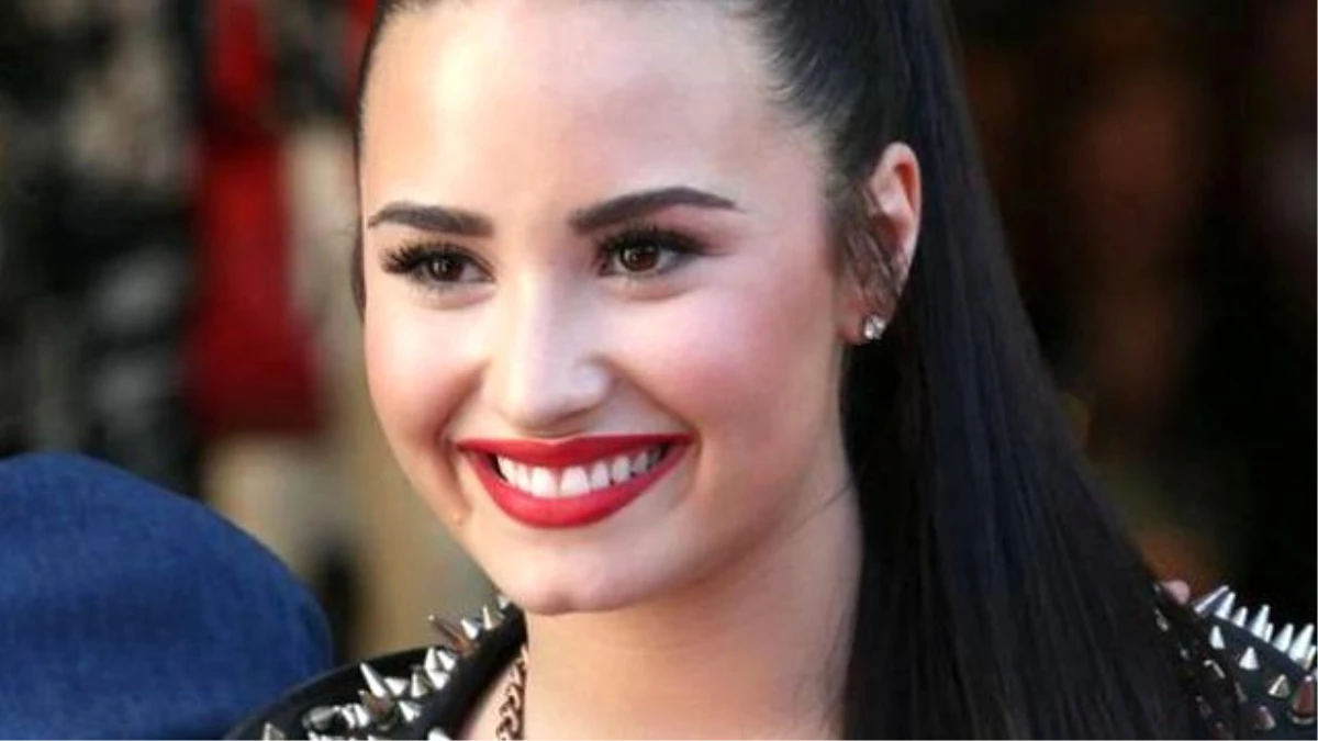 Demi Lovato, Bulimia Hastalığından Zor Kurtuldu