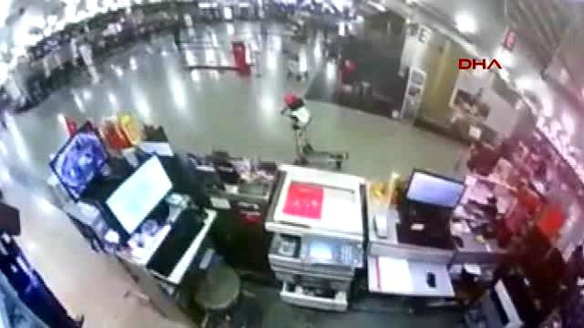 Havalimanını Kana Bulayan Teröristler Kamerada