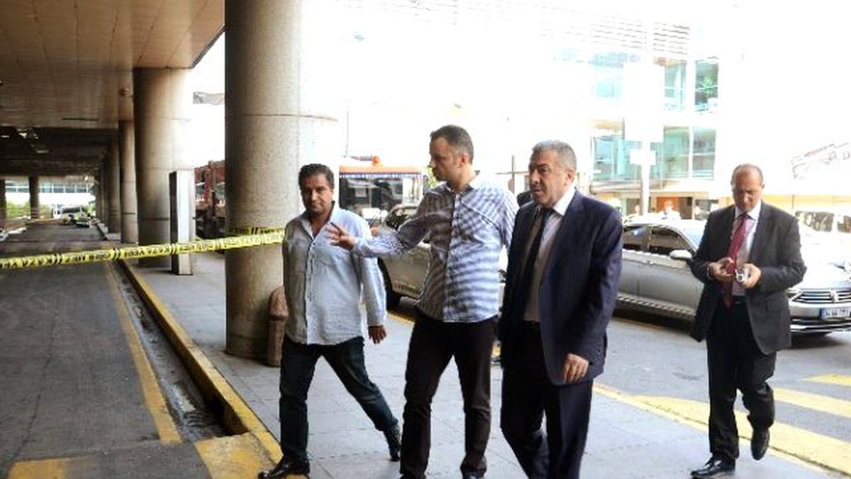 İstanbul Emniyet Müdürü Çalışkan, Atatürk Havalimanı\'na Geldi