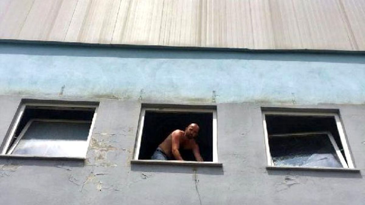 İşten Çıkarıldı, Bıçakla Eski Müdürünü Rehin Aldı