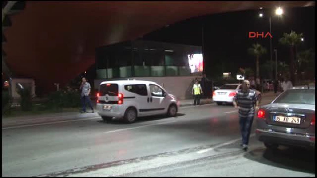 İzmir\'de, ABD\'nin 240\'ıncı Kuruluş Yıldönümü Kutlaması Yapıldı