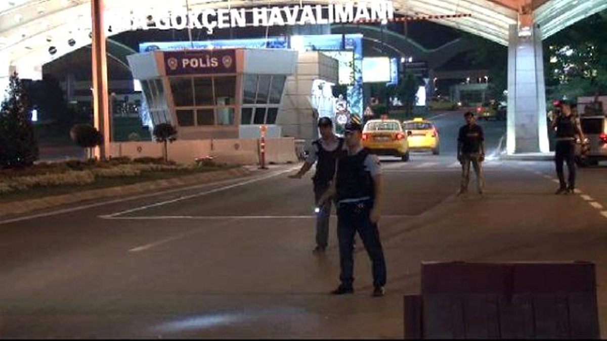 Sabiha Gökçen Havalimanı\'da Geniş Güvenlik Önlemi