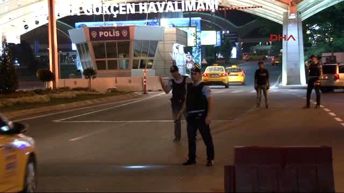 Sabiha Gökçen Havalimanı\'nda Geniş Güvenlik Önlemi