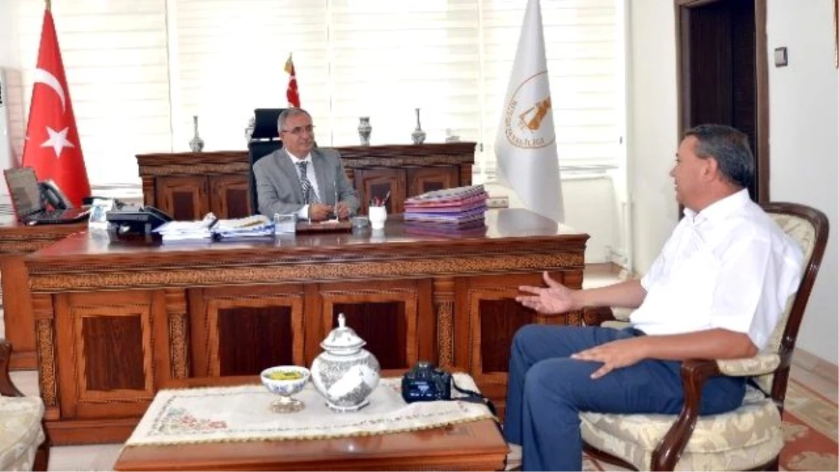 Vali Ahmet Hamdi Nayir: Kütahya Medyasını Beğendim