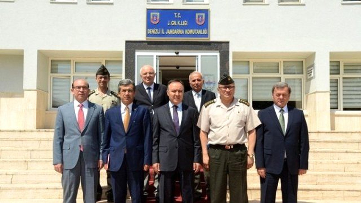 Vali Altıparmak\'tan Jandarma\'ya Ziyaret