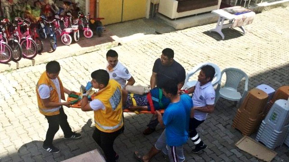 Yüksekten Düşen Kadın Yaralandı