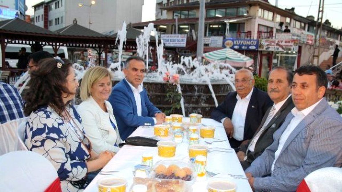 Zara\'da İftar Programı Düzenlendi