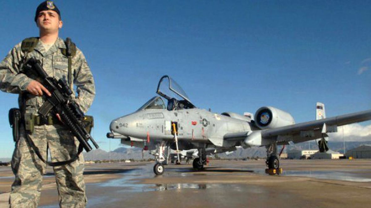 ABD'den, Asker ve Diplomat Yakınlarına Türkiye Yasağı