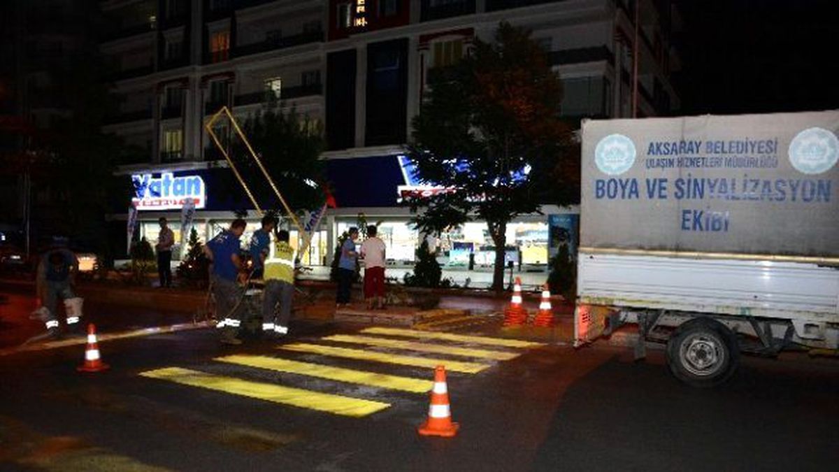 Aksaray\'da Yol ve Yaya Geçidi Çizgilerini Yeniliyor