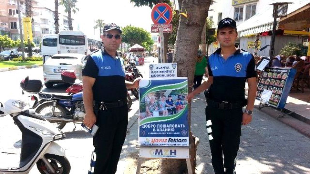 Alanya Polisinden 4 Dilde Hoş Geldiniz Afişi