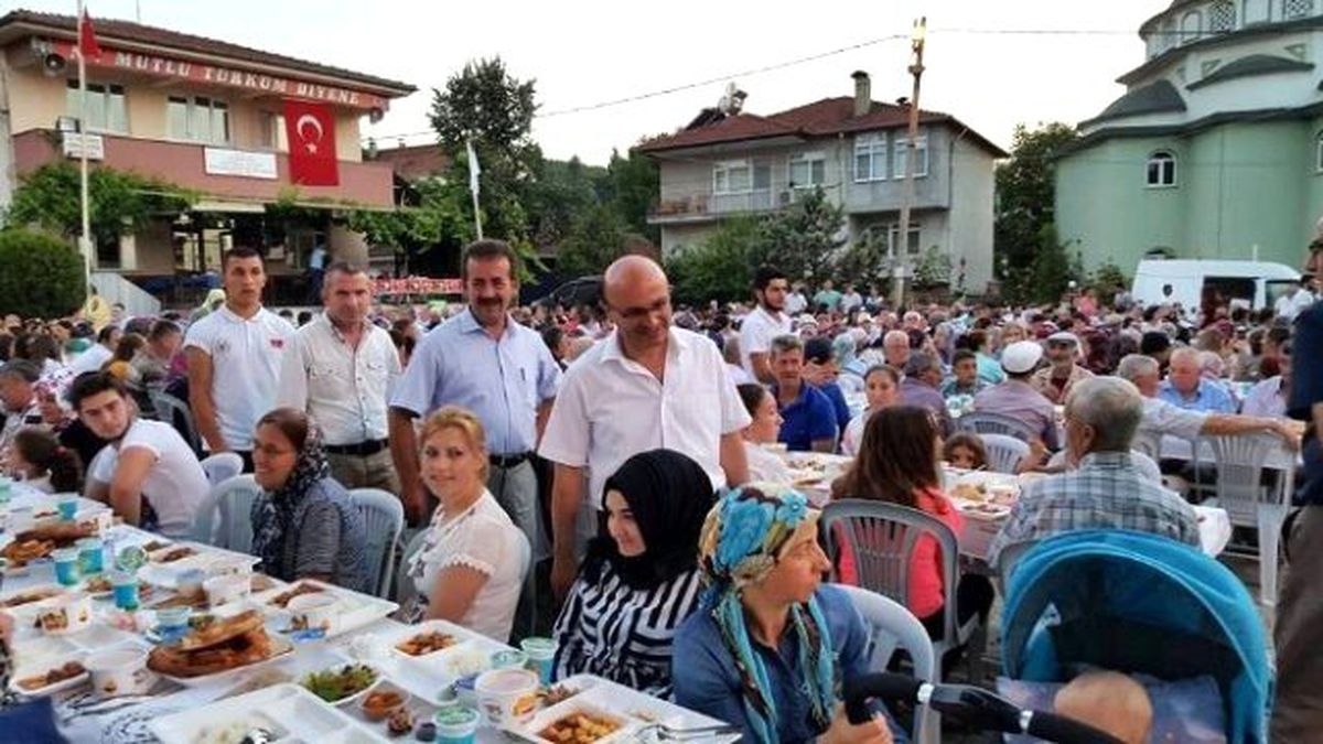 Altınova\'da Toplu İftarlar Tamamlandı