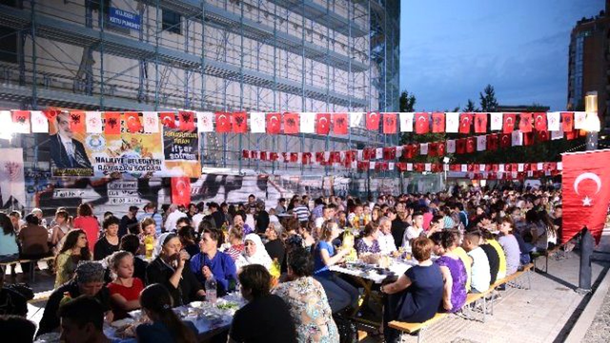 Belediye Başkanı Demirkol Balkan Müslümanlarının Yanında Oldu