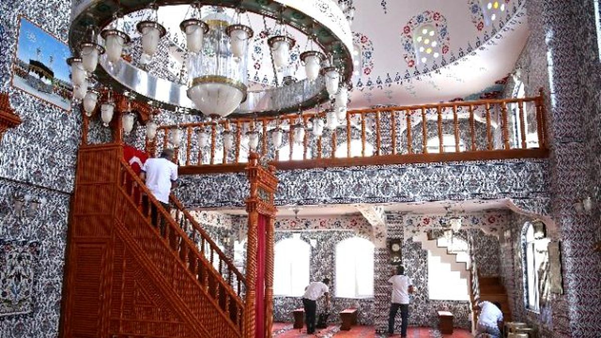 Buca ve Karşıyaka\'da Bayram Temizliği