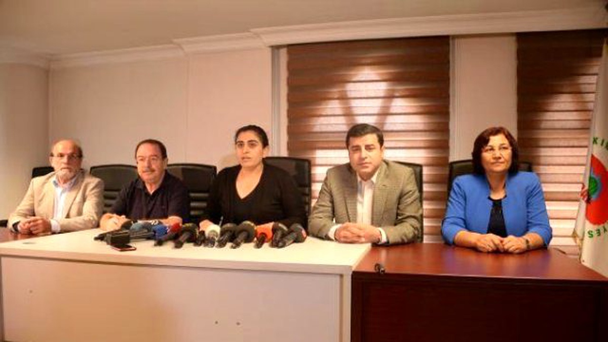 Demirtaş: Erdoğan Türkiye\'nin En Büyük Satış ve Pazarlama Müdürü