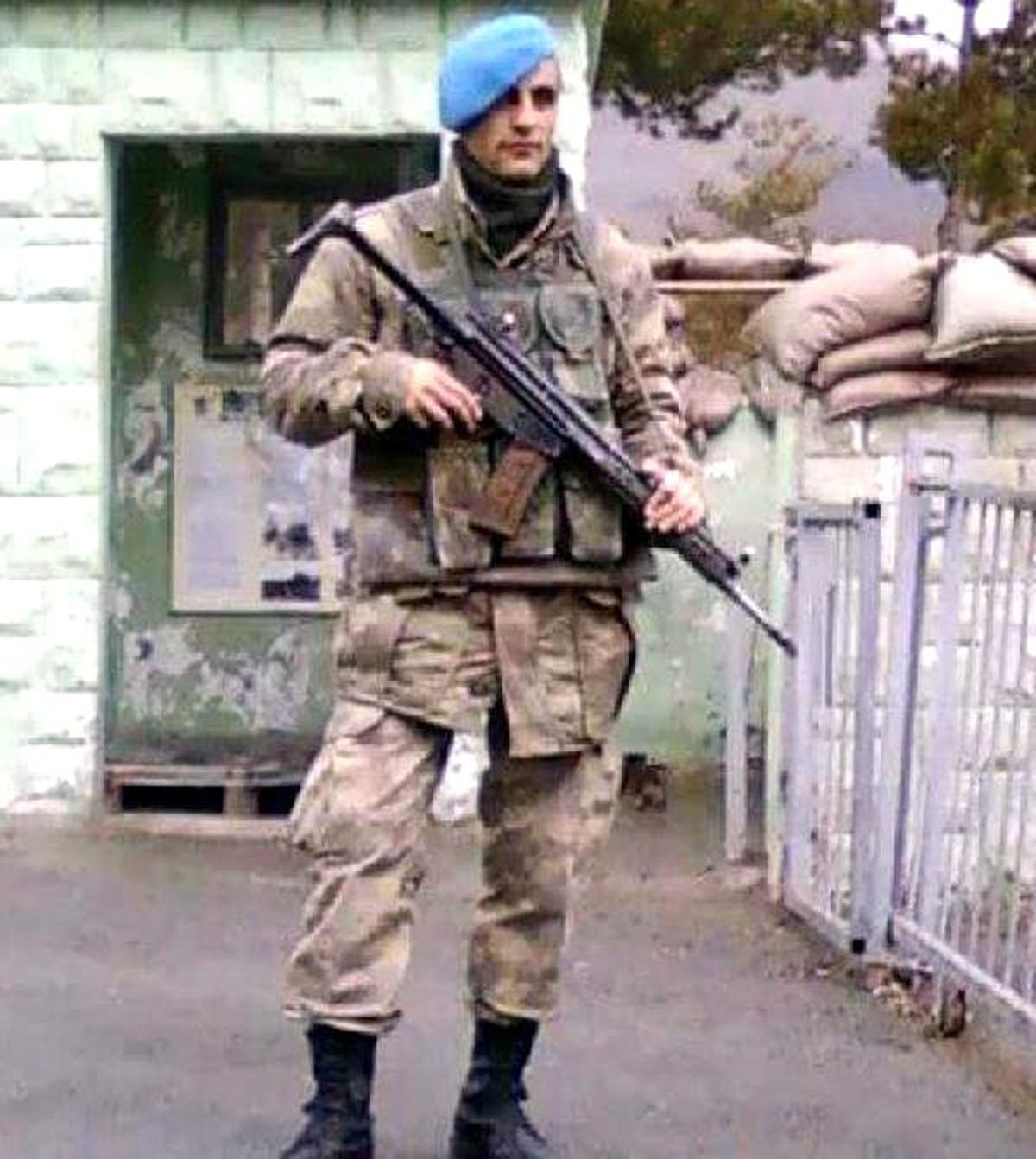 Derik\'te Şehit Düşen 2 Asker Törenle Memleketlerine Uğurlandı