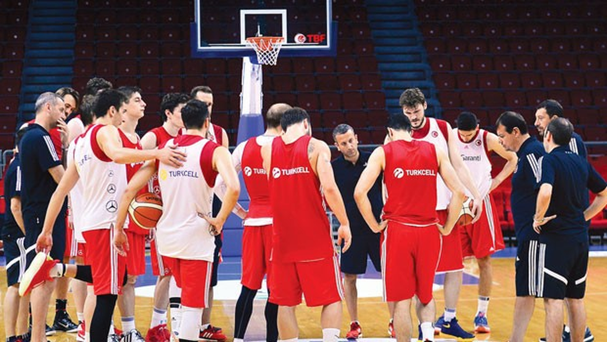 Ergin Ataman Takımdan Memnun