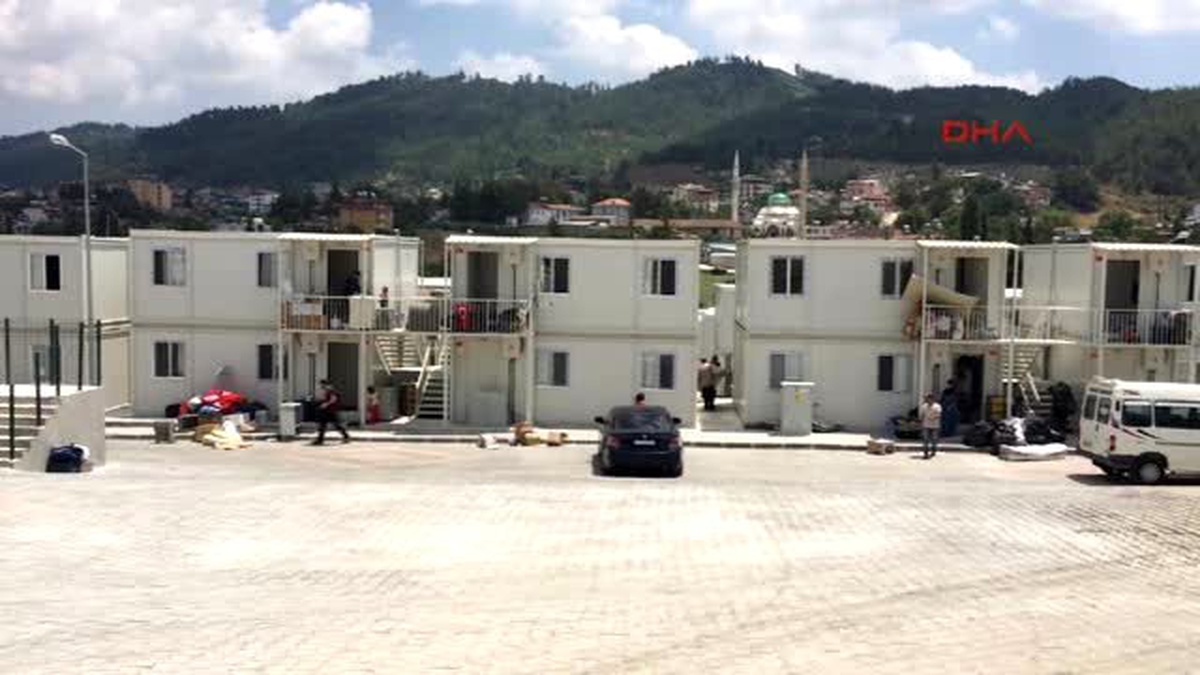 Hatay Çadır Kentten Konteyner Kente Taşınıyorlar