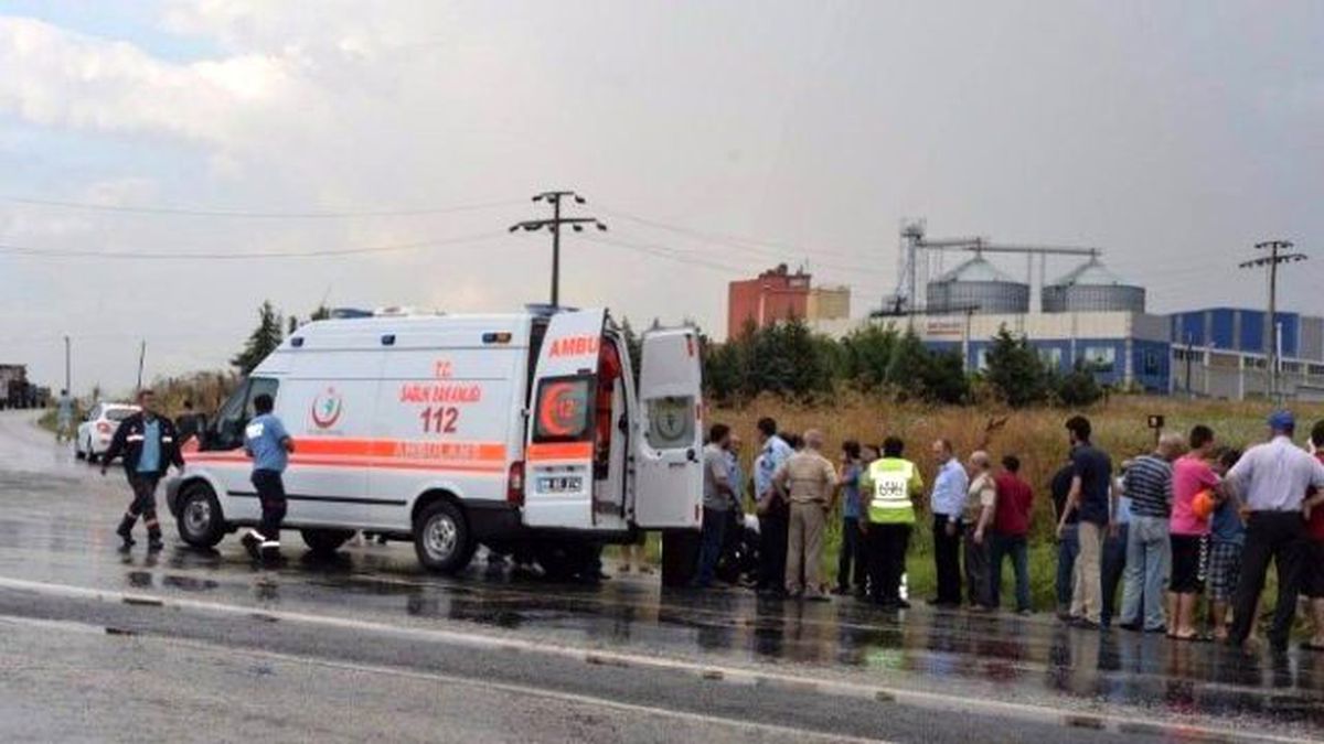 İşçi Servisi Devrildi 16 Kişi Yaralandı