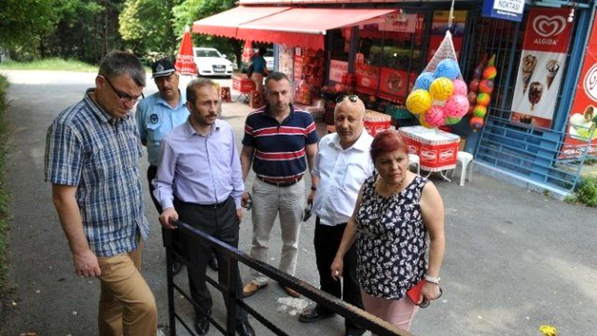 İzmit Belediyesi İlçedeki İncelemelerine Devam Ediyor