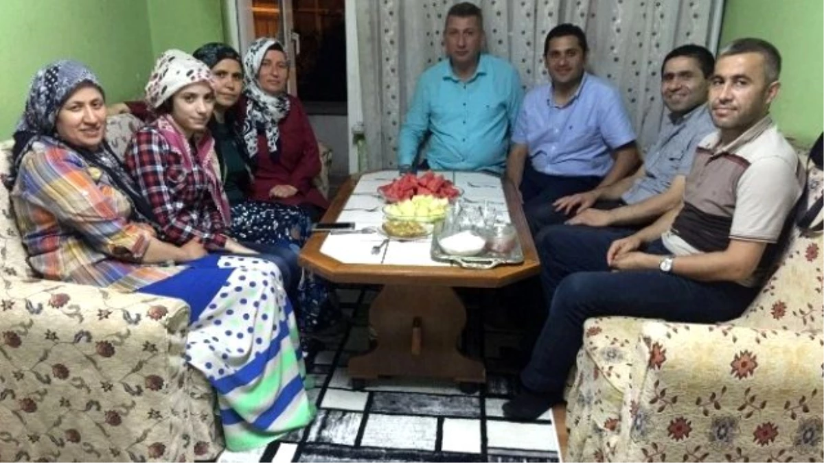 Karaduman; Aktekin Ailesi ile İftar Yaptı