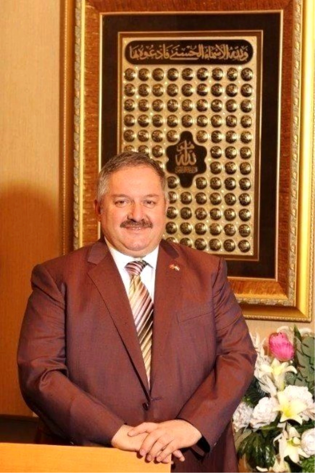 Kayseri Organize Sanayi Bölgesi Yönetim Kurulu Başkanı Tahir Nursaçan\'dan Kadir Gecesi Mesajı