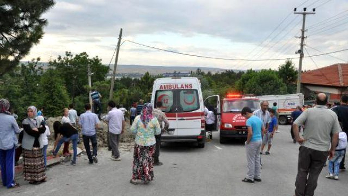 Kütahya\'da Göçük Altında Kalan İşçi Öldü
