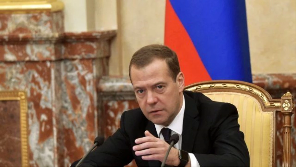 Medvedev, Putin\'in Türkiye Talimatını Bakanlar Kurulu\'na Getirecek