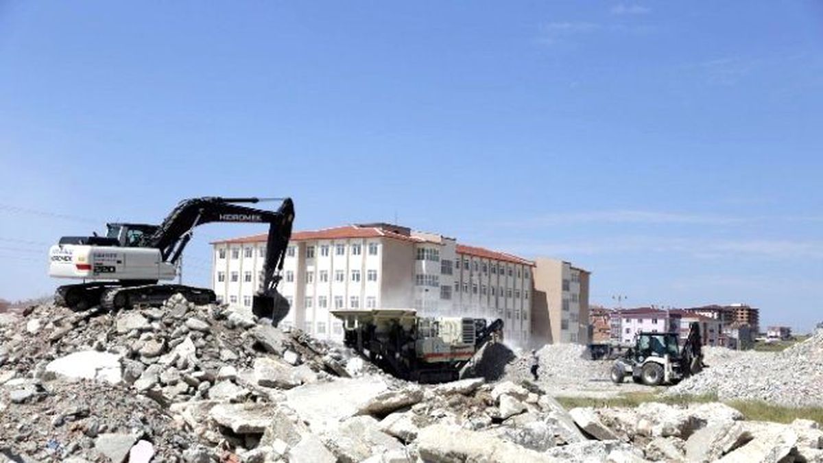 Moloz ve İnşaat Atıkları Yol Yapımında Kullanılacak