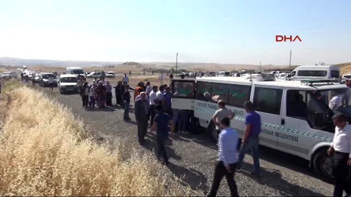Özgül İde, Gözyaşları Arasında Kürtçe Ağıtlarla Toprağa Verildi