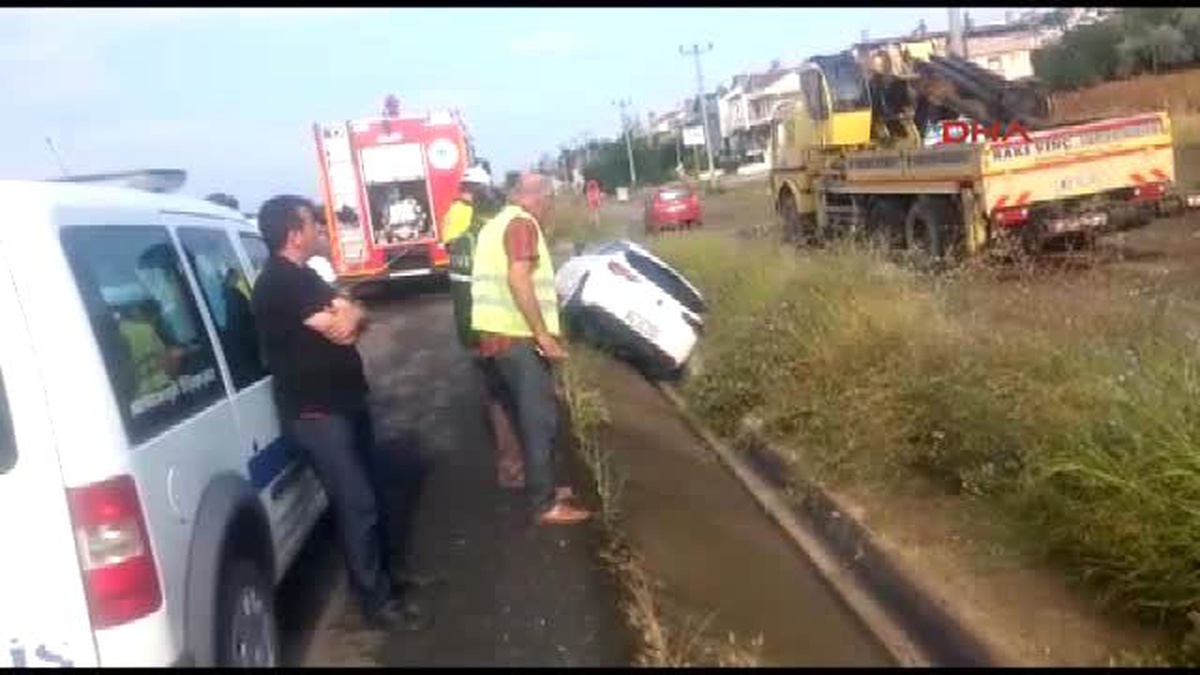 Su Kanalına Düşen Otomobilin Sürücüsü Öldü