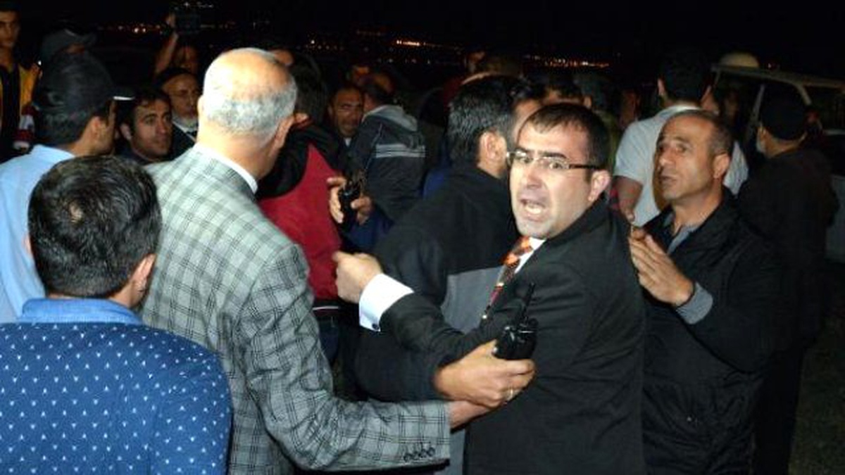 Tabyalardaki İftarda \'Yer Tartışması\' Kavgaya Dönüştü