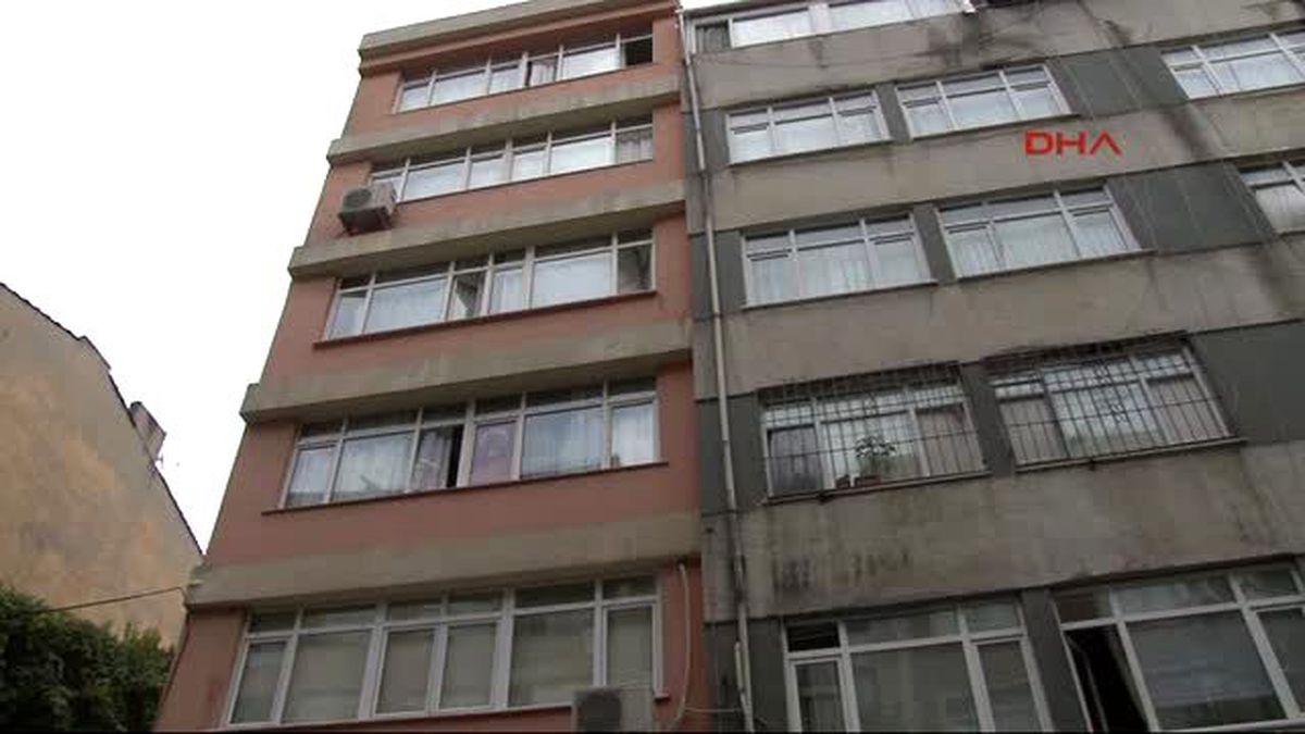 Teröristler Fatih\'teki Bu Dairede Kalmış